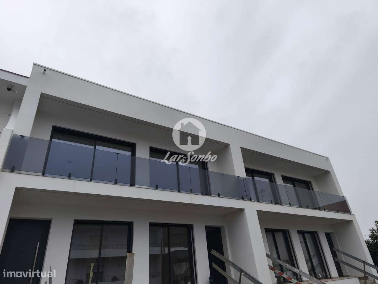 Apartamento T4 Duplex em Barcelos - Grande imagem: 2/32