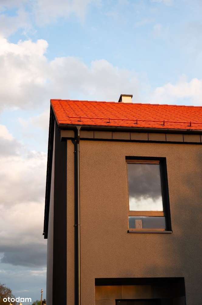 Dom w Tomaszkowie stan deweloperski-5