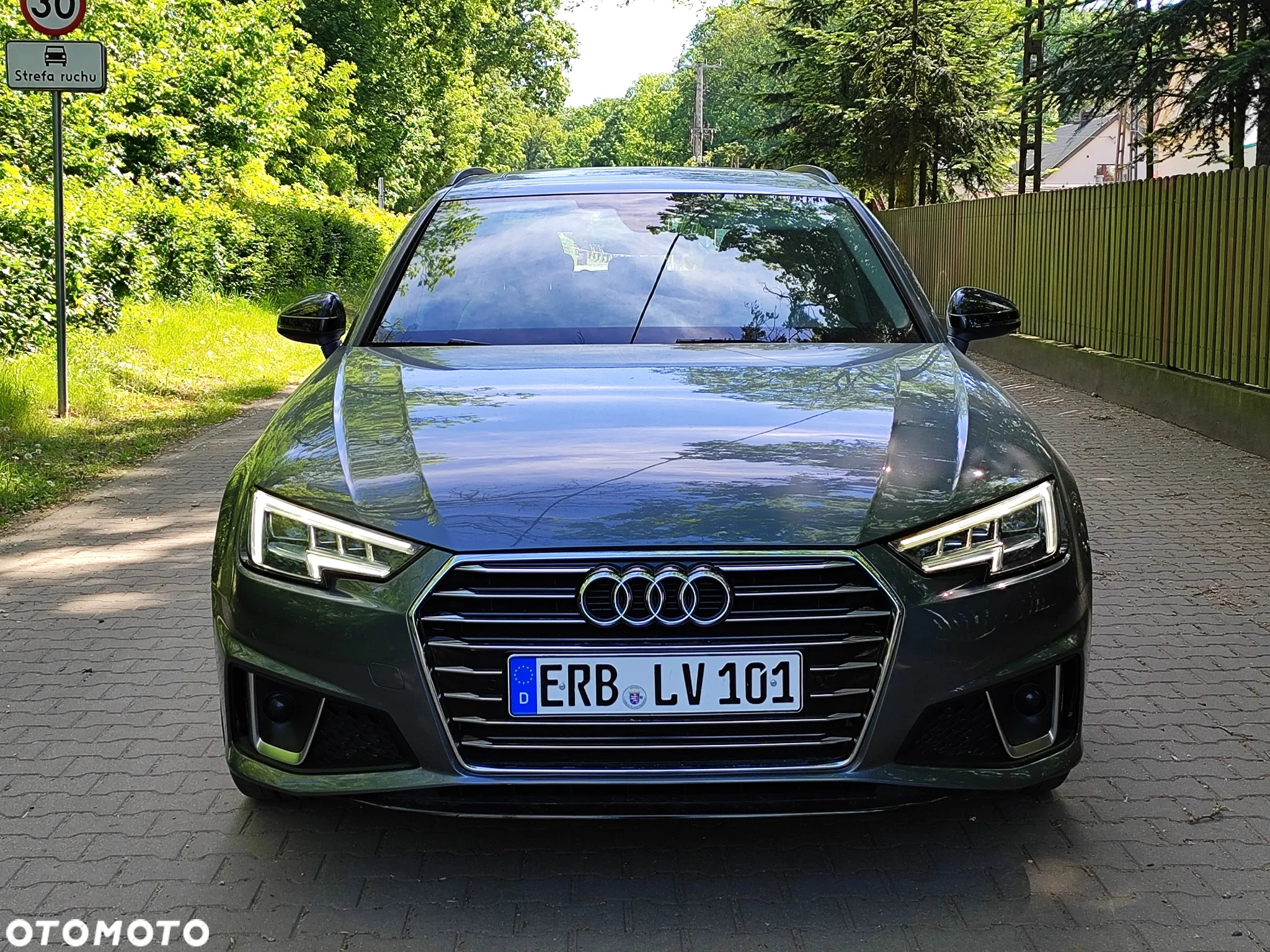 Audi A4 2.0 TDI Design S tronic - 2