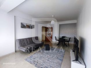 Apartamento T2 com varanda e elevador no Fogueteiro - Seixal