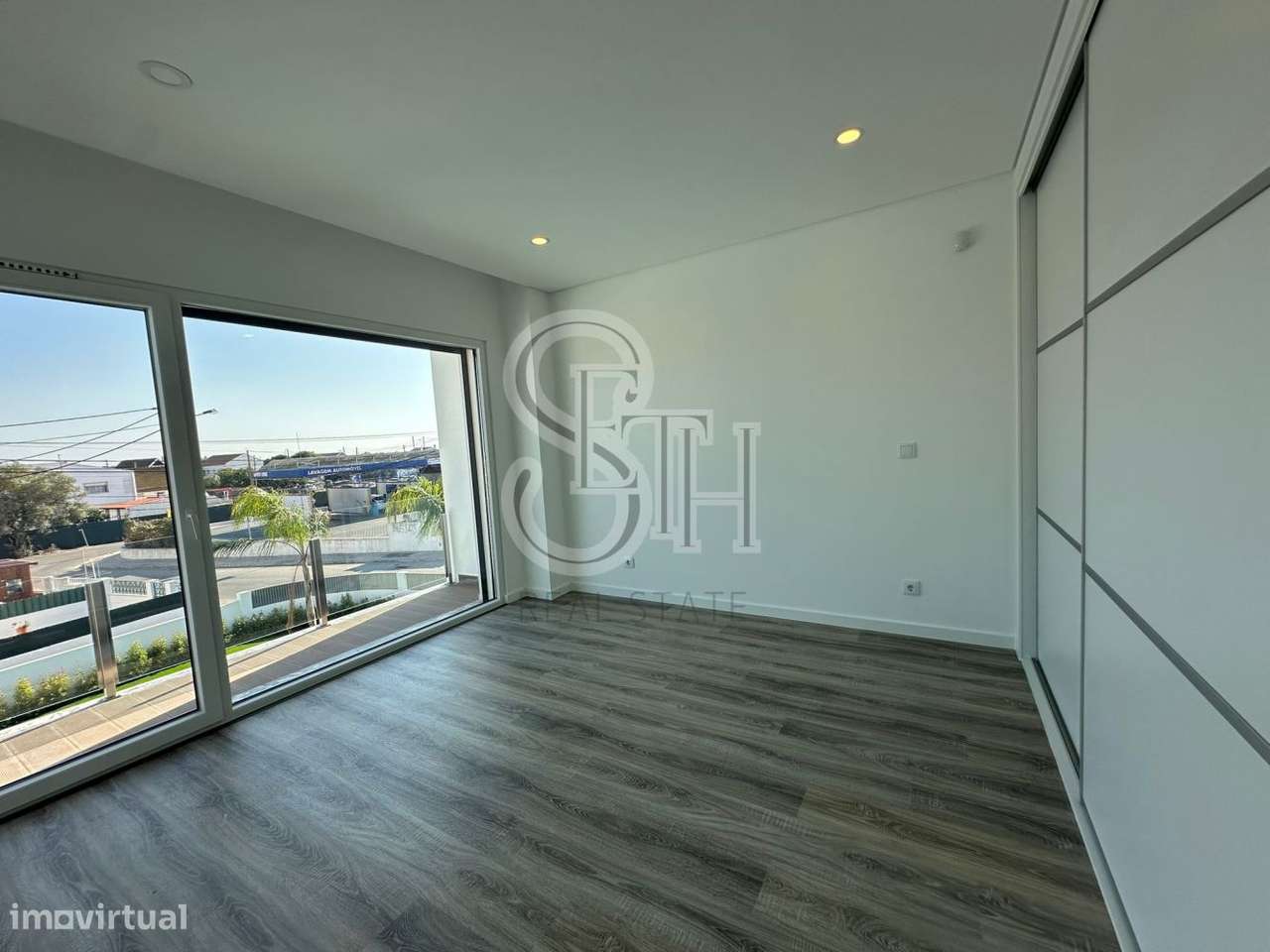 MORADIA V3+1 CENTRO DA CIDADE-29