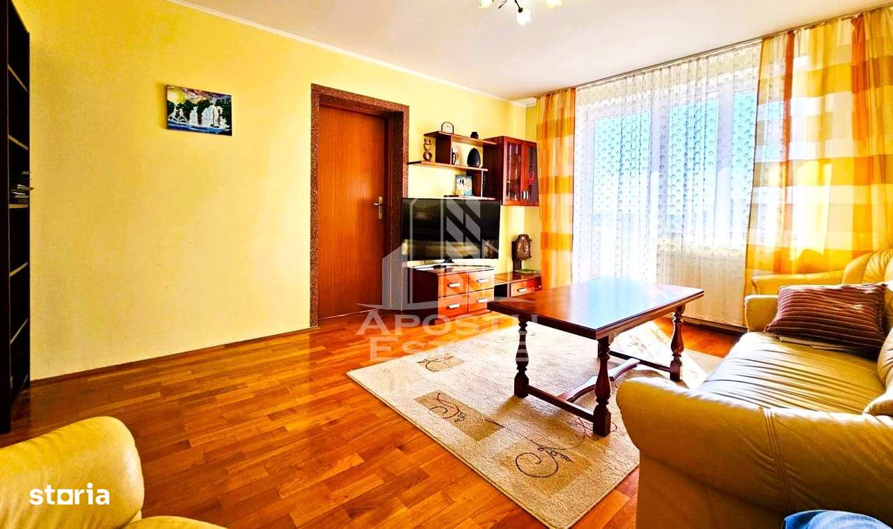 Apartament 4 camere, decomandat 2 bai, 2 balcoane, Central - Imagine principală: 2/15