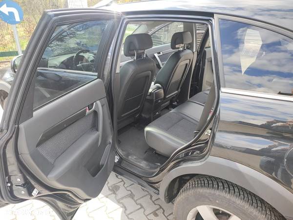 Chevrolet Captiva 2.4 LS - 11