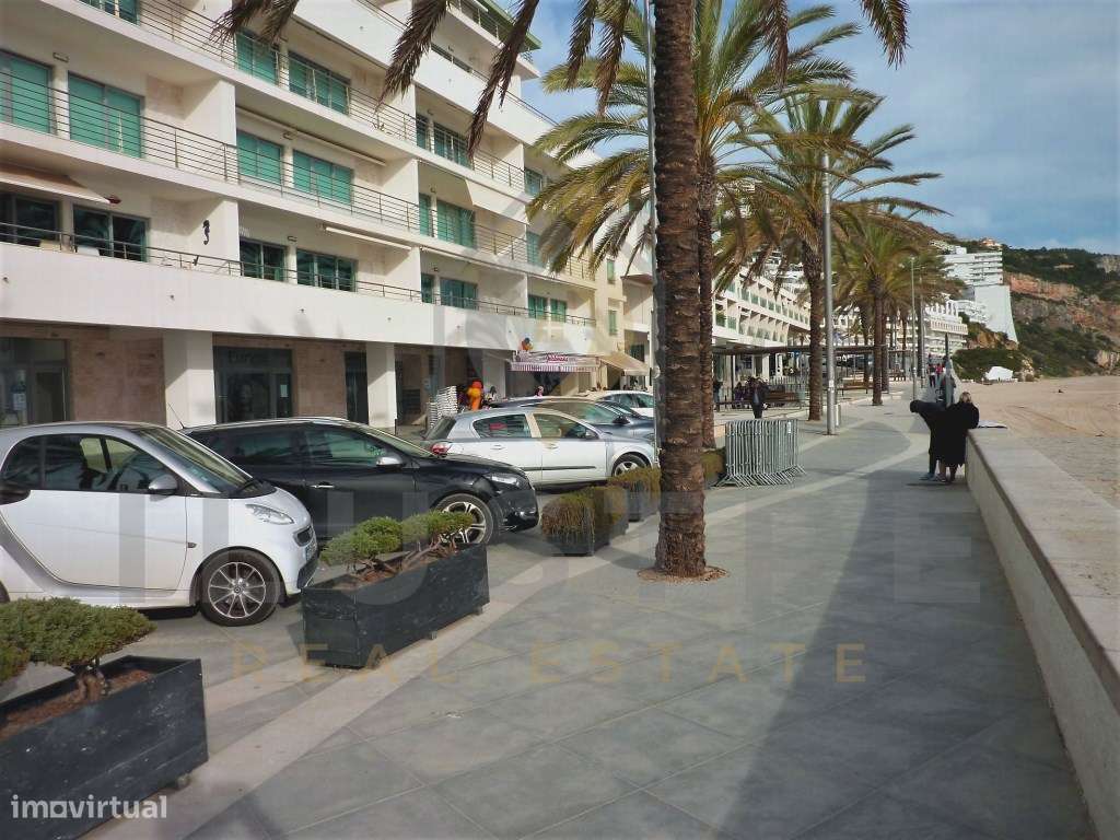 Moradia T3 em construção com logradouro e garagem em Sesimbra-27