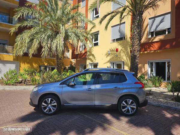 Peugeot 2008 1.6 e-HDi LE Feline - 4