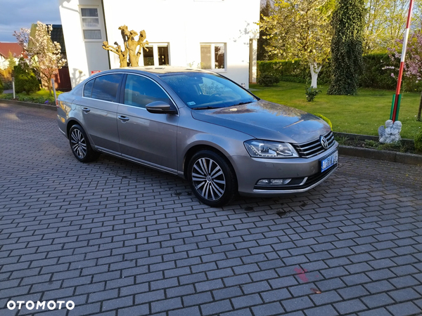 Volkswagen Passat 2.0 TDI Comfortline - 1