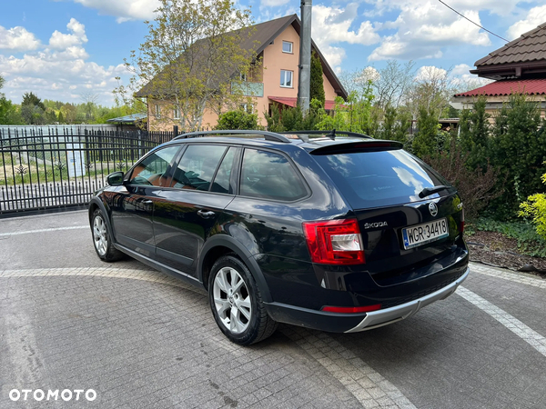 Skoda Octavia Scout 2.0 TDI 4x4 DSG - 4