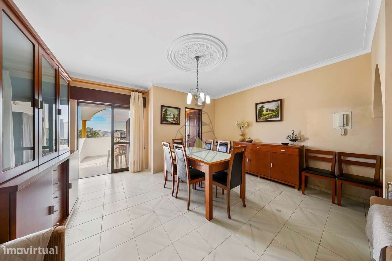 Apartamento T2 virado a Sul , com Garagem na Vila Rosa - Portimão-30