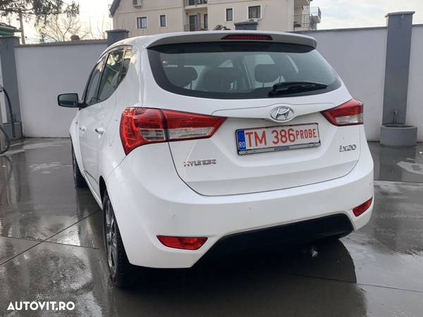 Hyundai ix20 1.6 CRDi blue Comfort - 12