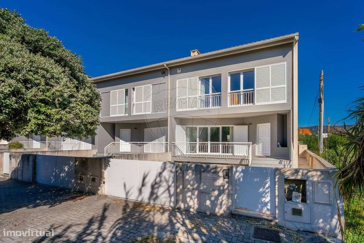 Moradia T5 para venda - Grande imagem: 4/50