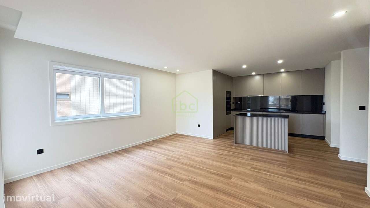 Apartamento T3 Remodelado perto do metro na Póvoa de Varzim-4