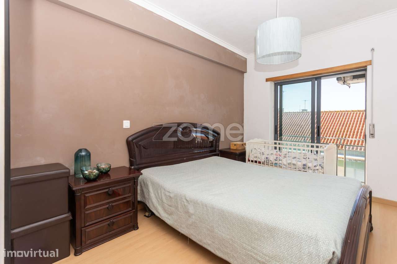 Apartamento T3 Com Garagem 114M2 No Seixal 322 500 00