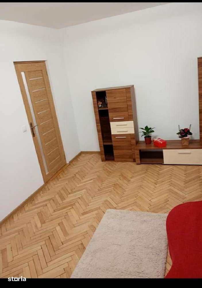 cv 74 Al.Aurora, apartament 3 camere decomandat-0