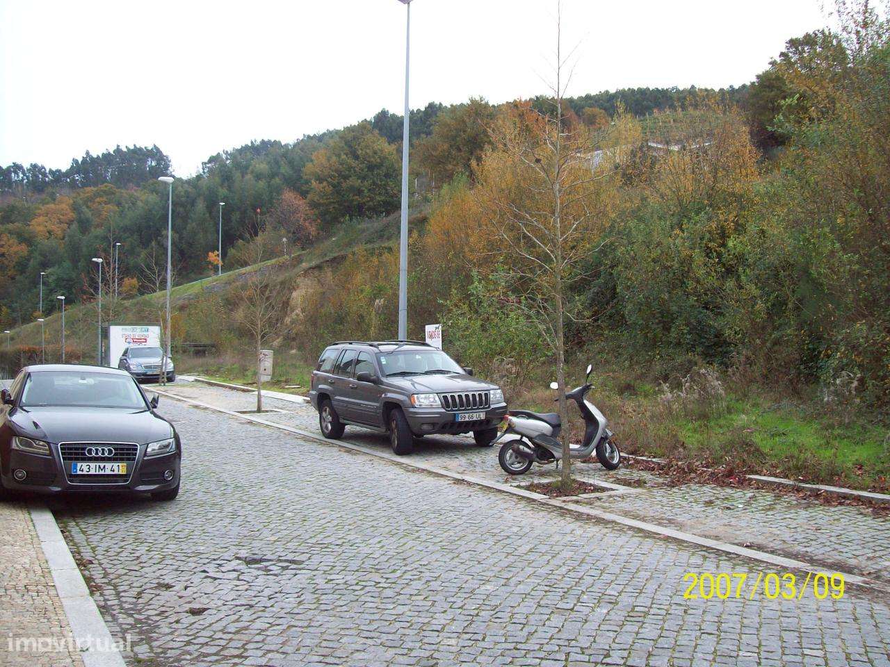 Lote de terreno na Costa.-30
