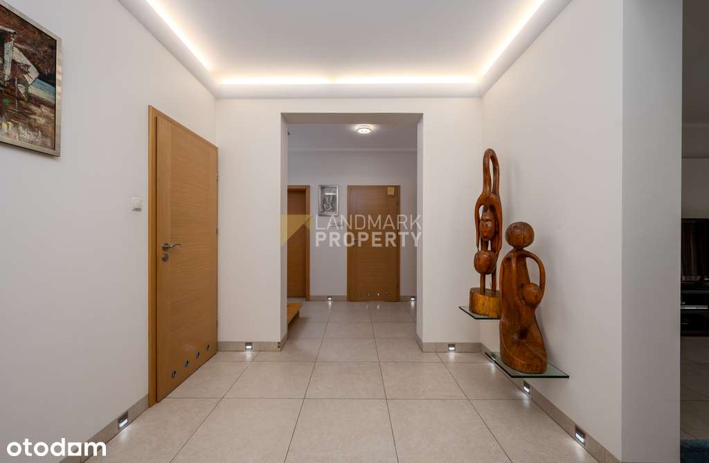 Piękny rodzinny dom w samym sercu Choroszczy-6