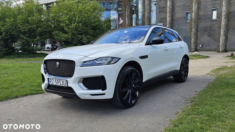 Jaguar F-Pace 25t AWD Prestige - 3