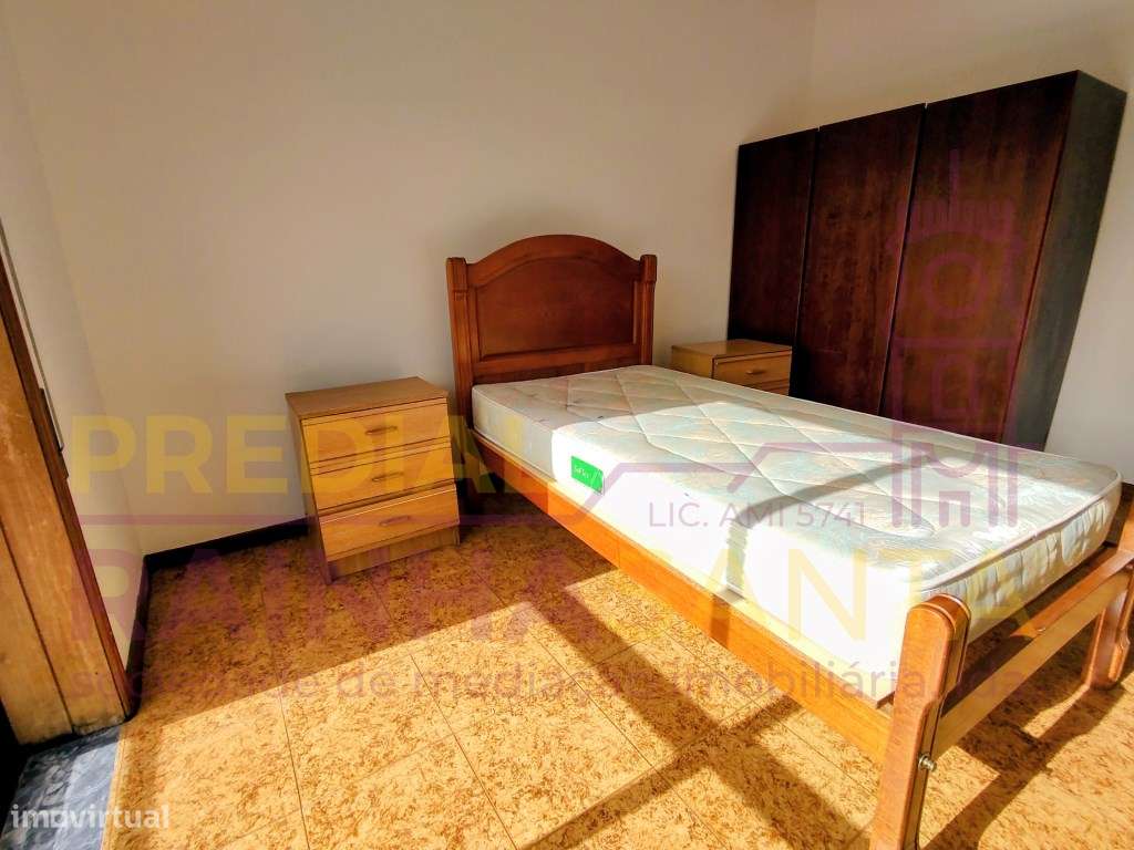 Andar de moradia M4 mobilado ou não. Coimbra - Grande imagem: 3/16