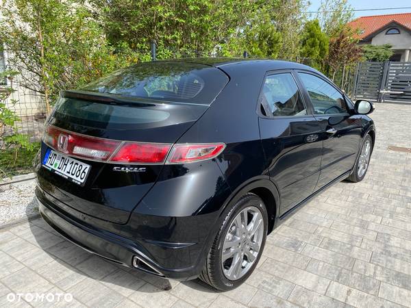 Honda Civic 1.8 Executive - 5