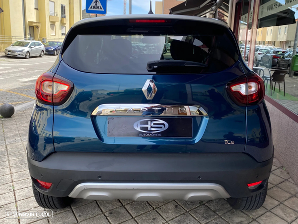 Renault Captur 1.2 TCe Exclusive EDC - 4