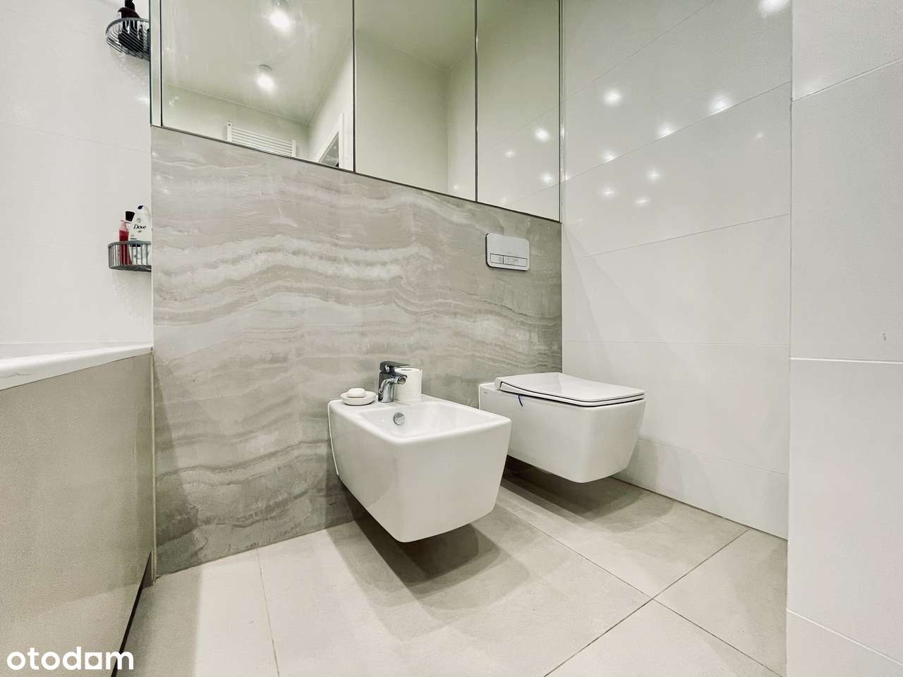 2019 | Dwustronne | Duży balkon | Garaż | Zamknięte os. | Komórka lok.-18