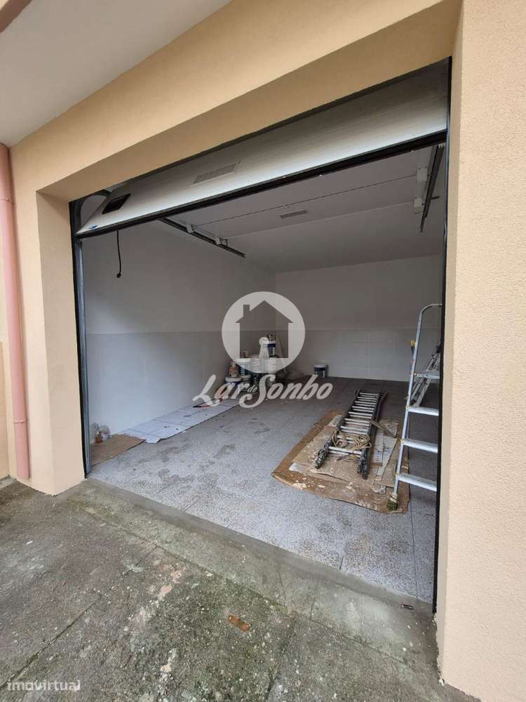 Apartamento T3, totalmente renovado, com Box, Águas Santas, Maia-21