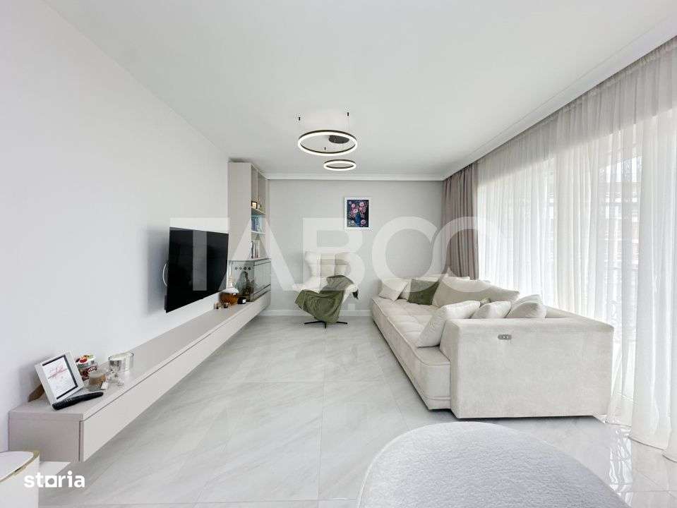 Vanzare apartament decomandat ultrafinisat + parcare cartierul Sopor - Imagine principală: 1/12