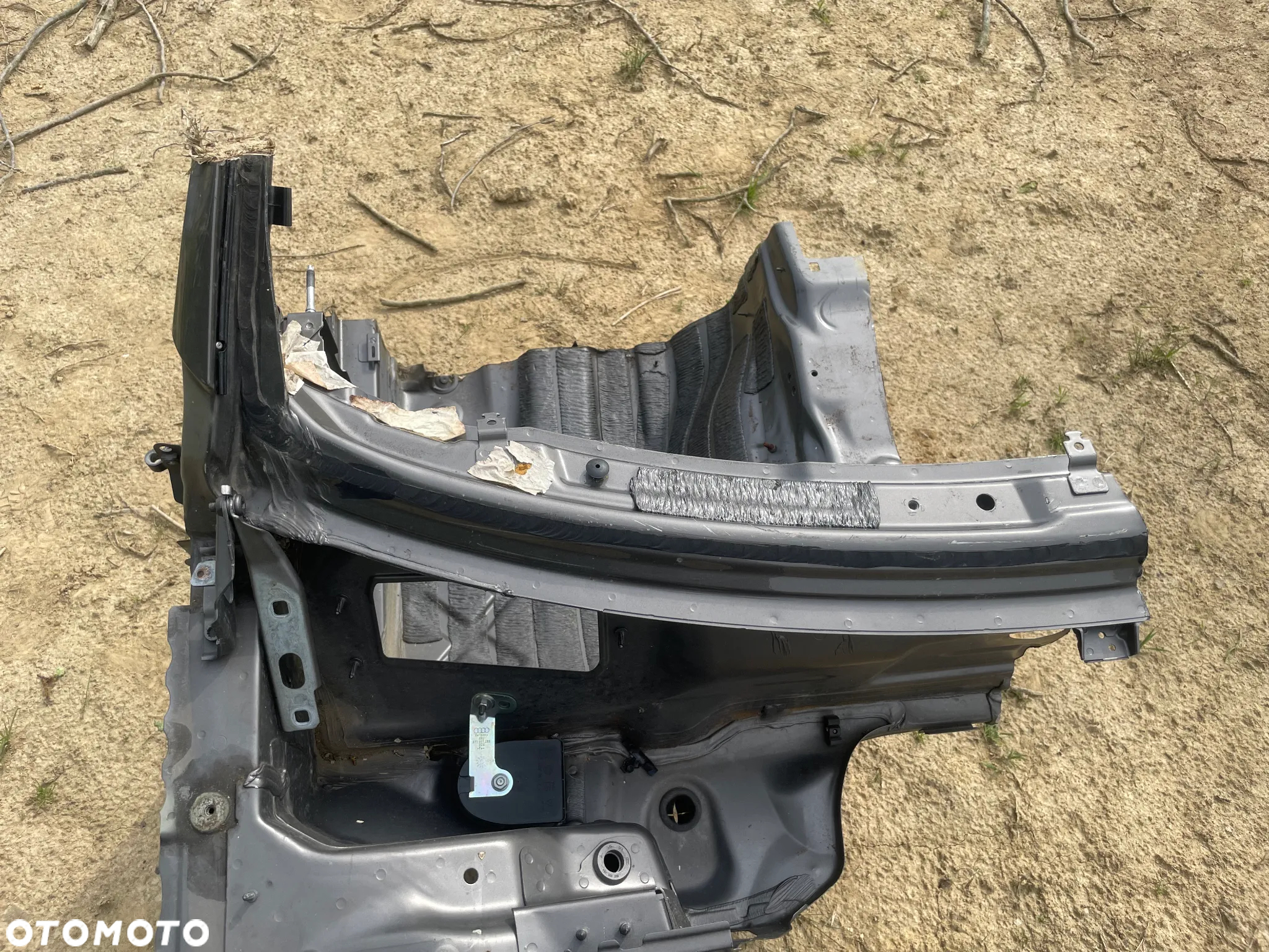 ĆWIARTKA AUDI A4 B8 8K0 LIFT PRAWA LEWA PRZEDNIA - 2