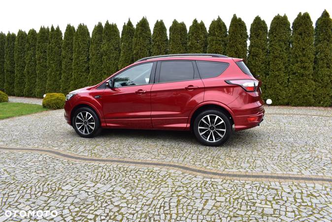 Ford Kuga 1.5 EcoBoost 2x4 ST-Line - 12