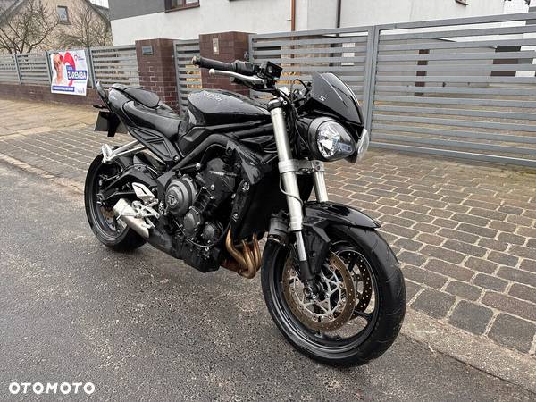 Triumph Street Triple - 1