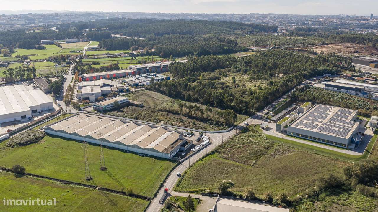 Terreno  para Pavilhão em Zona Industrial da Maia-11