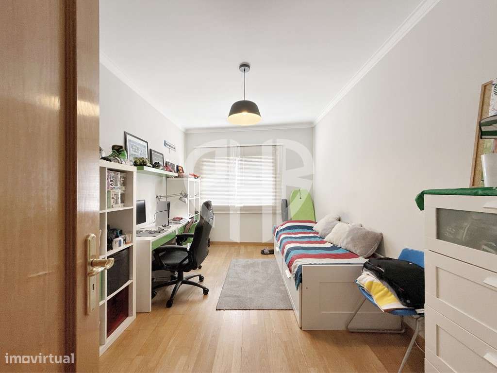 Apartamento T3 / C/Parqueamento // Santa Marta Corroios-34