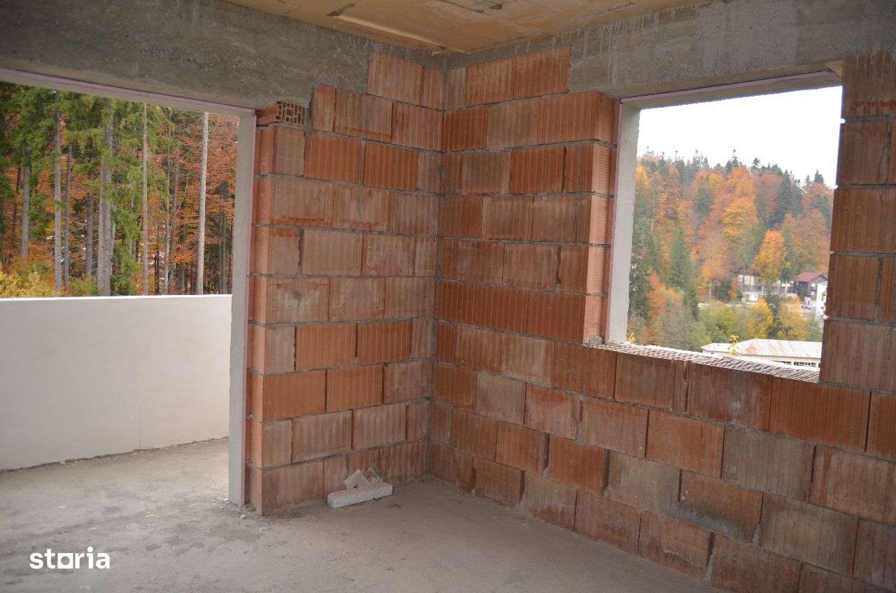 Casă de vânzare cu 5 camere, teren 555mp, în orașul Predeal - Imagine principală: 5/9