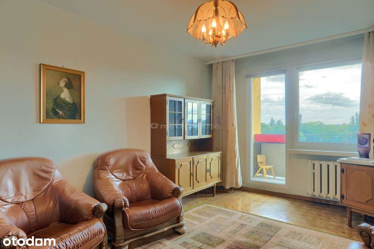 Przestronne, rozkładowe mieszkanie w centrum Łodzi-1