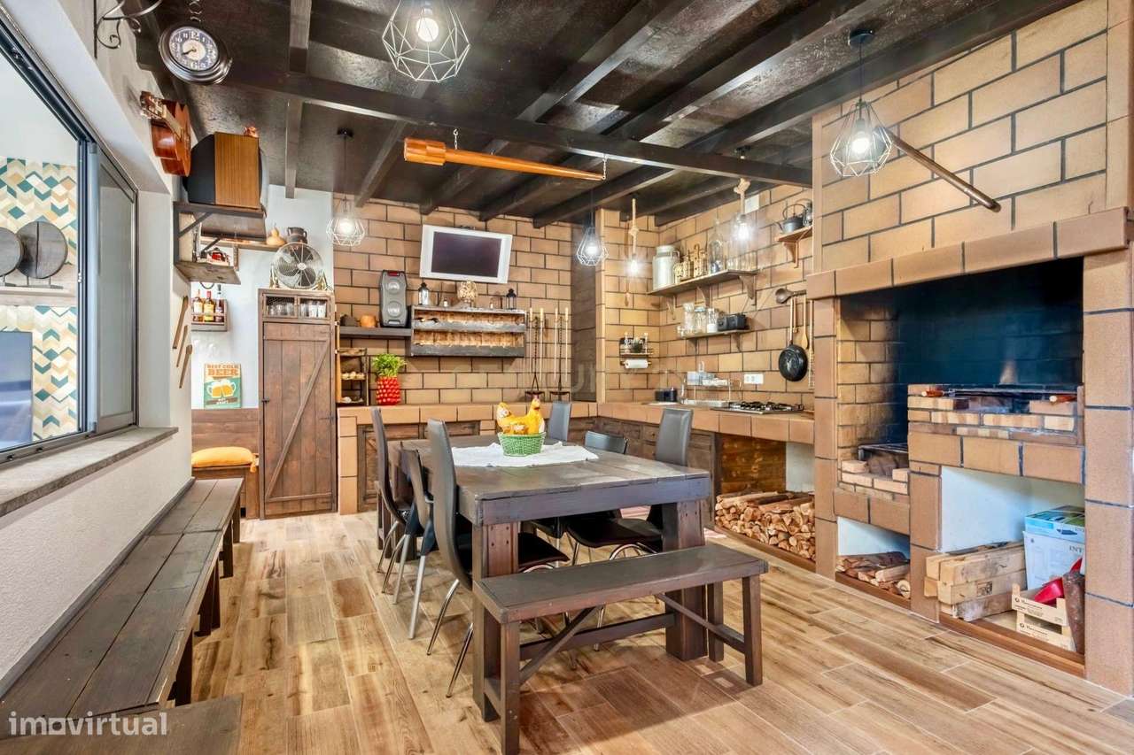 Andar de Moradia T3 com Grande Zona de Churrasco – Madalenas, Funchal-18