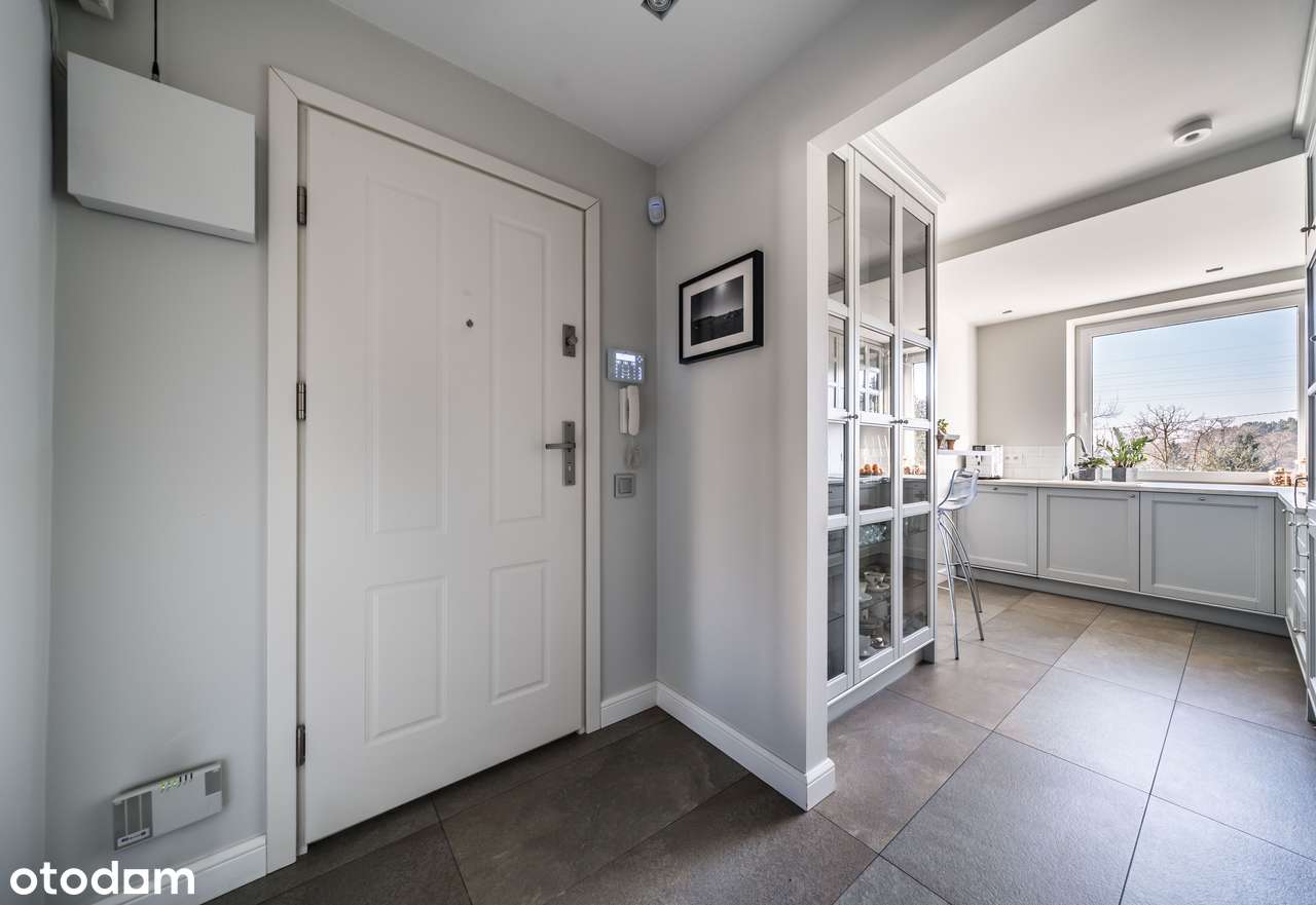 Komfortowe 4-pokojowe mieszkanie-8