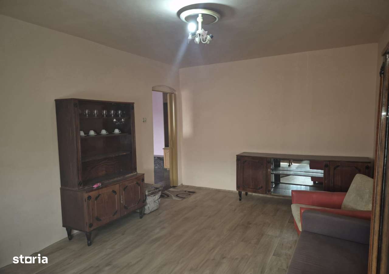 Apartament 2 camere ,decomandat, 2 balcoane-8