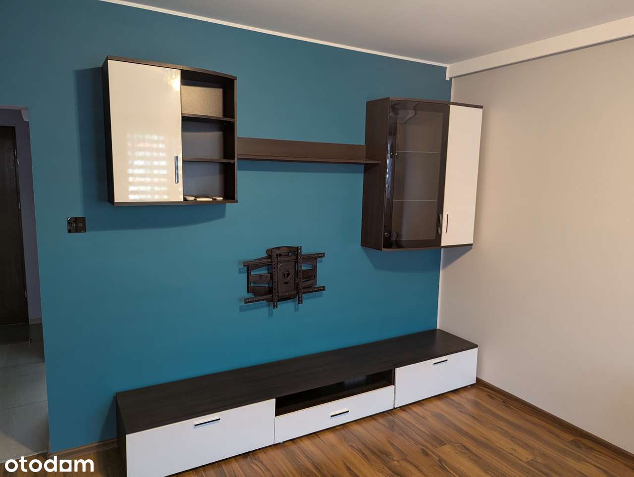 Dwupoziomowe mieszkanie  - umeblowane, gotowe do wprowadzenia 3 pokoje - Pełny obrazek: 3/17