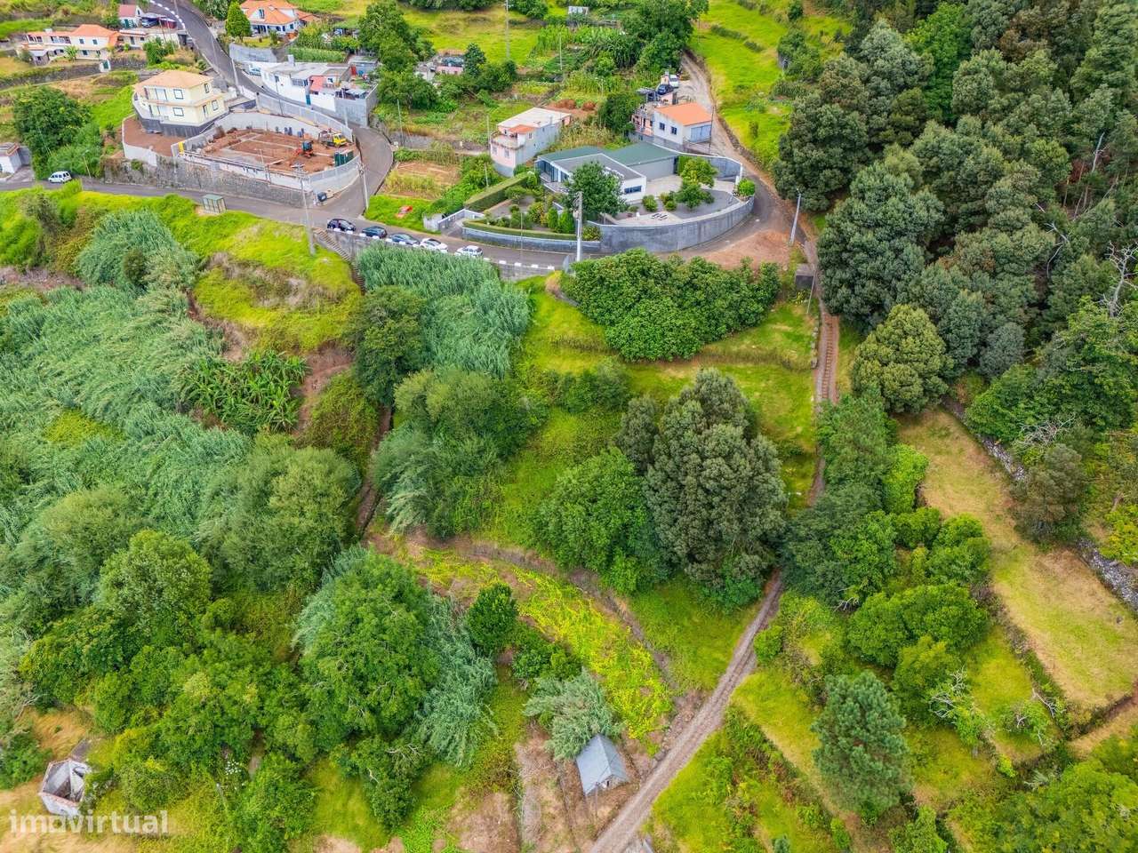 Terreno 1300,23m2 | Arco da Calheta | Construção-20