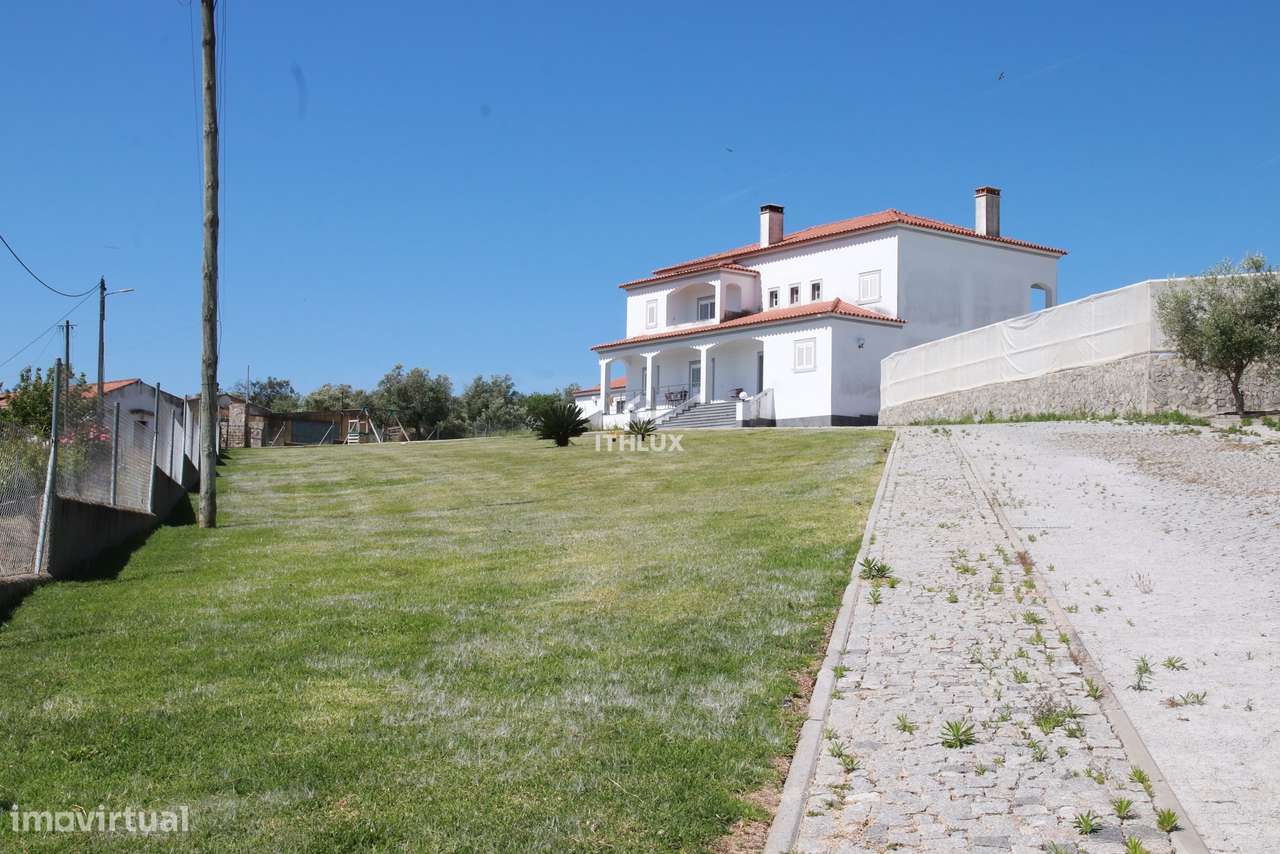 Quinta com moradia independente , T4 com 535 m2 de construção - Lote t - Grande imagem: 3/34