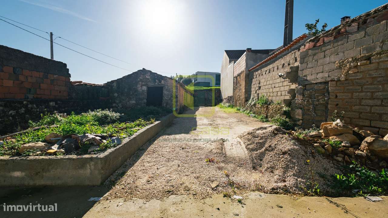 Moradia T4 remodelada-25