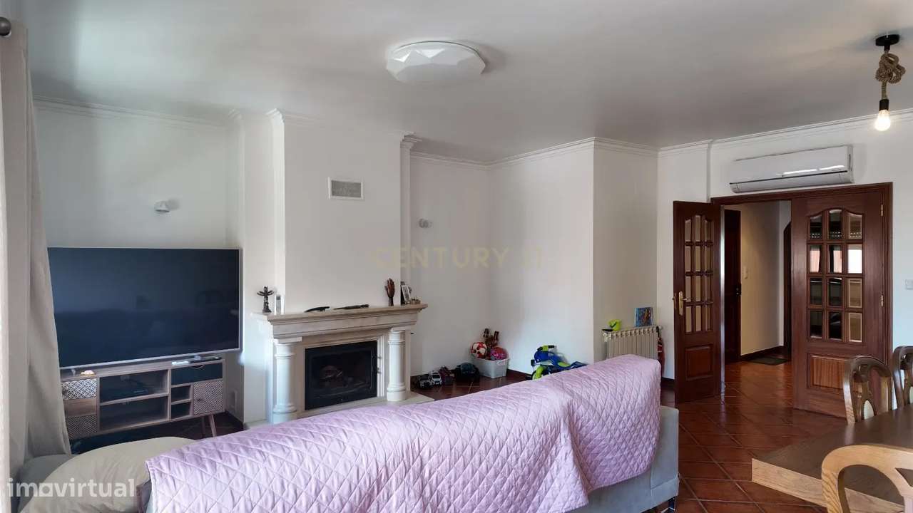 Apartamento T4, em excelente estado, com 145m2, na Quinta Pires Marque - Grande imagem: 4/21