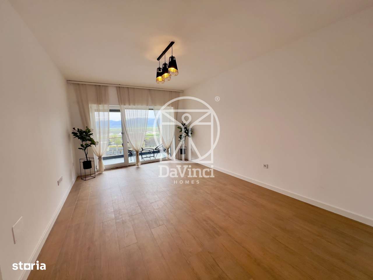 Garsoniera NOUA decomandata - aer conditionat, jaluzele ext. electrice-2