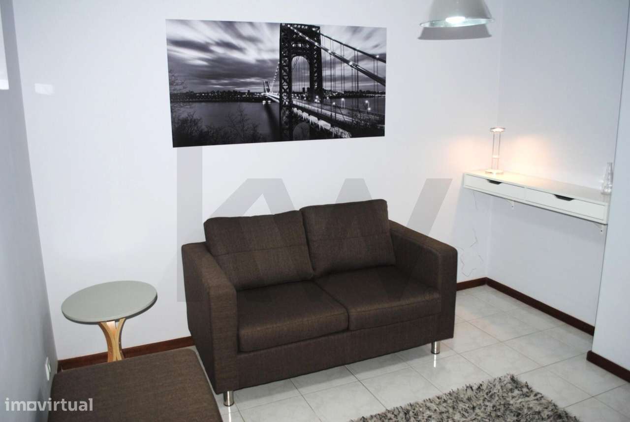 Oportunidade de Investimento: 3 quartos - Rentabilidade no Coração de - Grande imagem: 2/19