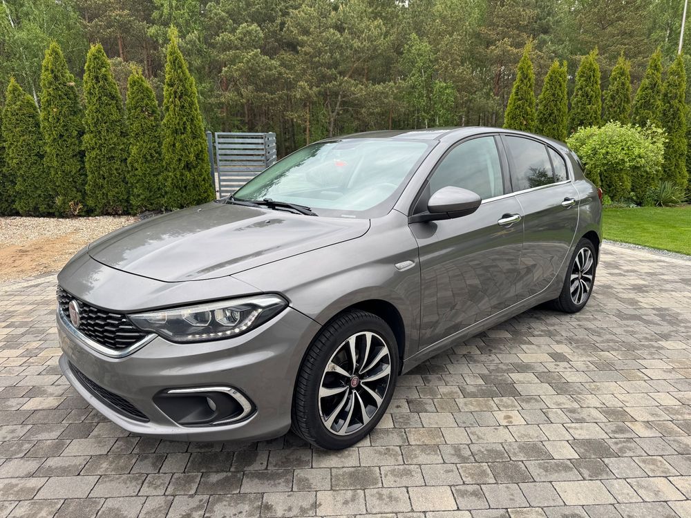 Fiat Tipo II 1.4 T-Jet Lounge 2016