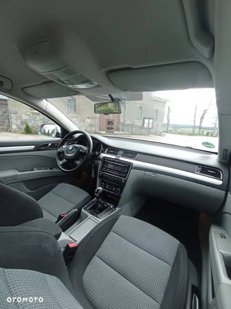 Skoda Superb 2.0 TDI Elegance - 10