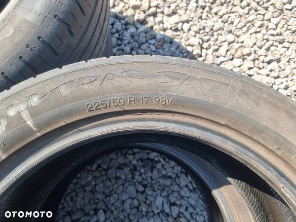 VREDESTEIN 225/50R17 98V ULTRAC SATIN (2szt.) (2x4,5) (DOT: 1x5018 1x5118) L225 - 5