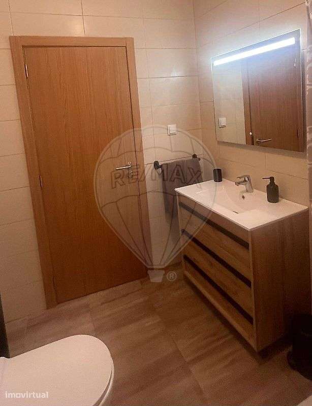 Moradia T2 para venda-18