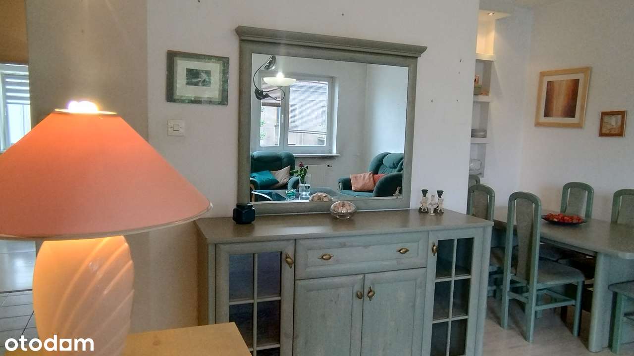 Taras ,widna kuchnia,  2 łazienki, piwnica, miejsce w garażu-14