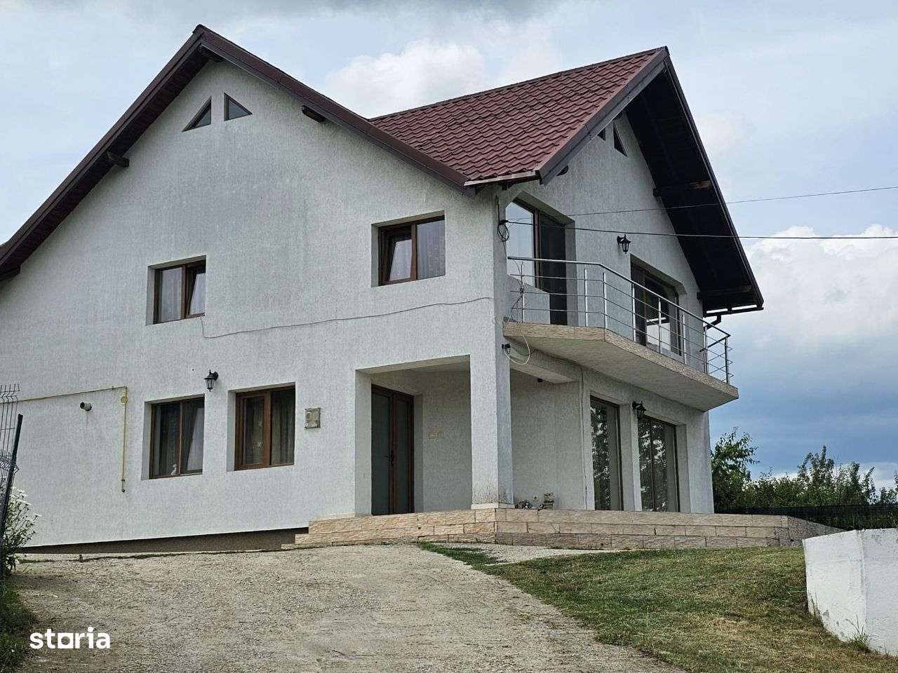 Vilă / Pensiune de vânzare în Curtea de Argeș ( Cartier Marina ) - Imagine principală: 4/20