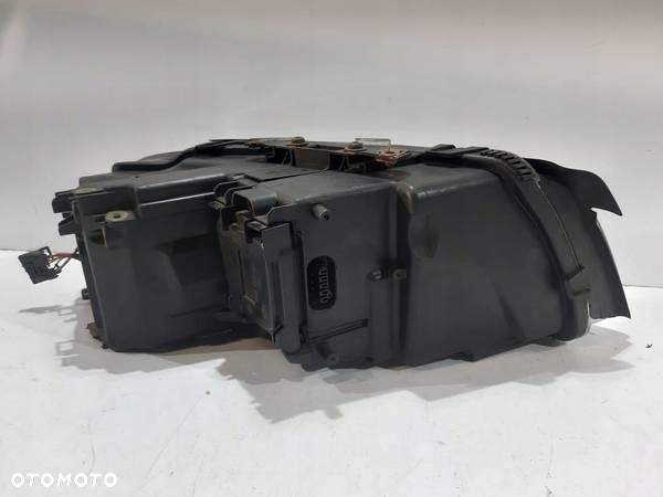 Audi A8 D3 lampa Przednia Xenon L - 13123 - 6